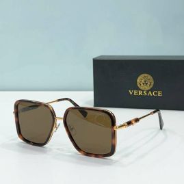 Picture of Versace Sunglasses _SKUfw55113790fw